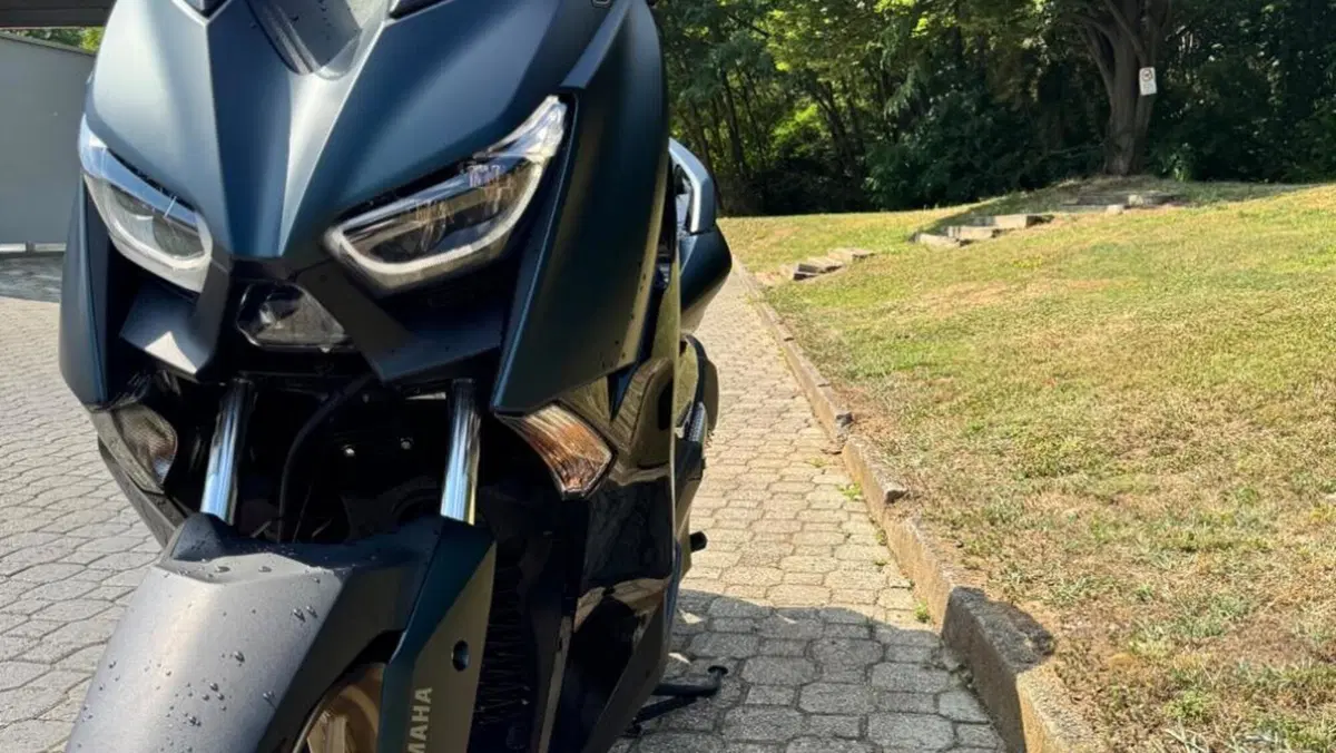Yamaha X-Max 300 Tech Max (2021 - 24)  (3)