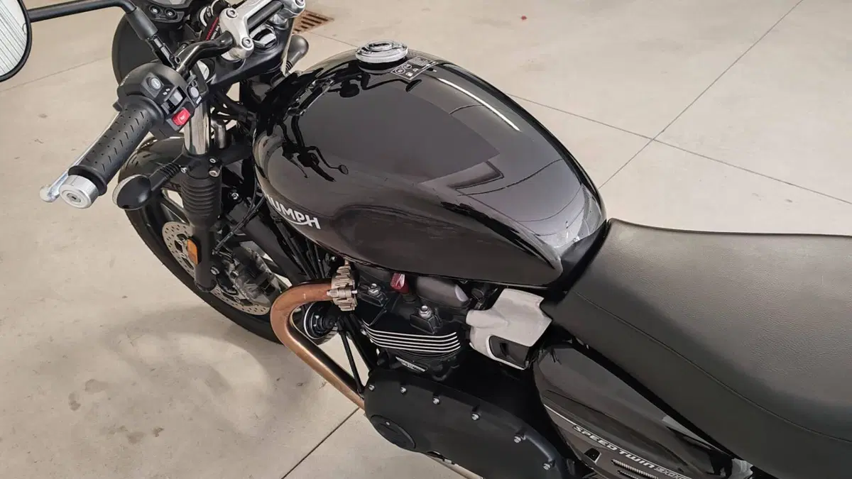 Triumph Speed Twin 900 (2023 - 24)  (4)