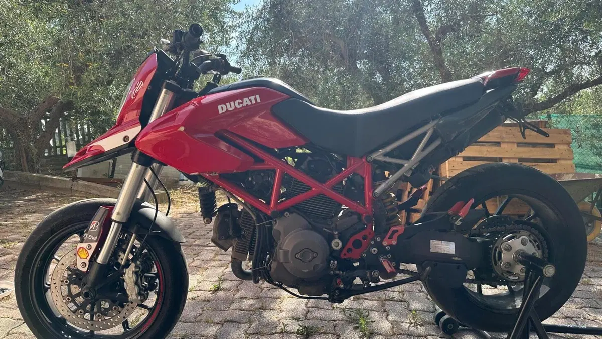 Ducati Hypermotard 796 (2012)  (3)