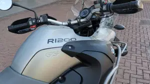 Bmw R 1200 GS Adventure (2006 - 07)  (11)