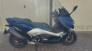 Yamaha T-Max 530 DX (2017 - 19)  (2)