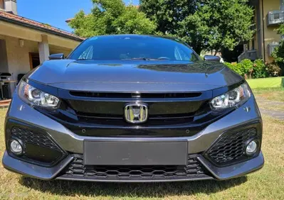 Honda Civic 1.6 5 porte Elegance Navi (2)