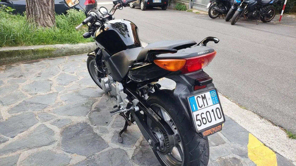Honda CBF 500  (7)