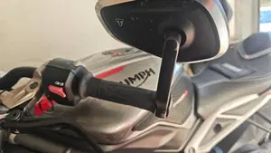 Triumph Street Triple RS (2020 - 22)  (5)