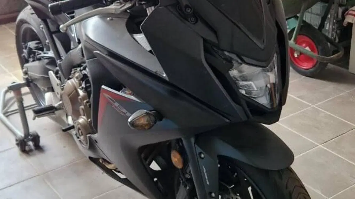Honda CBR 650 F (2017 - 18)  (6)