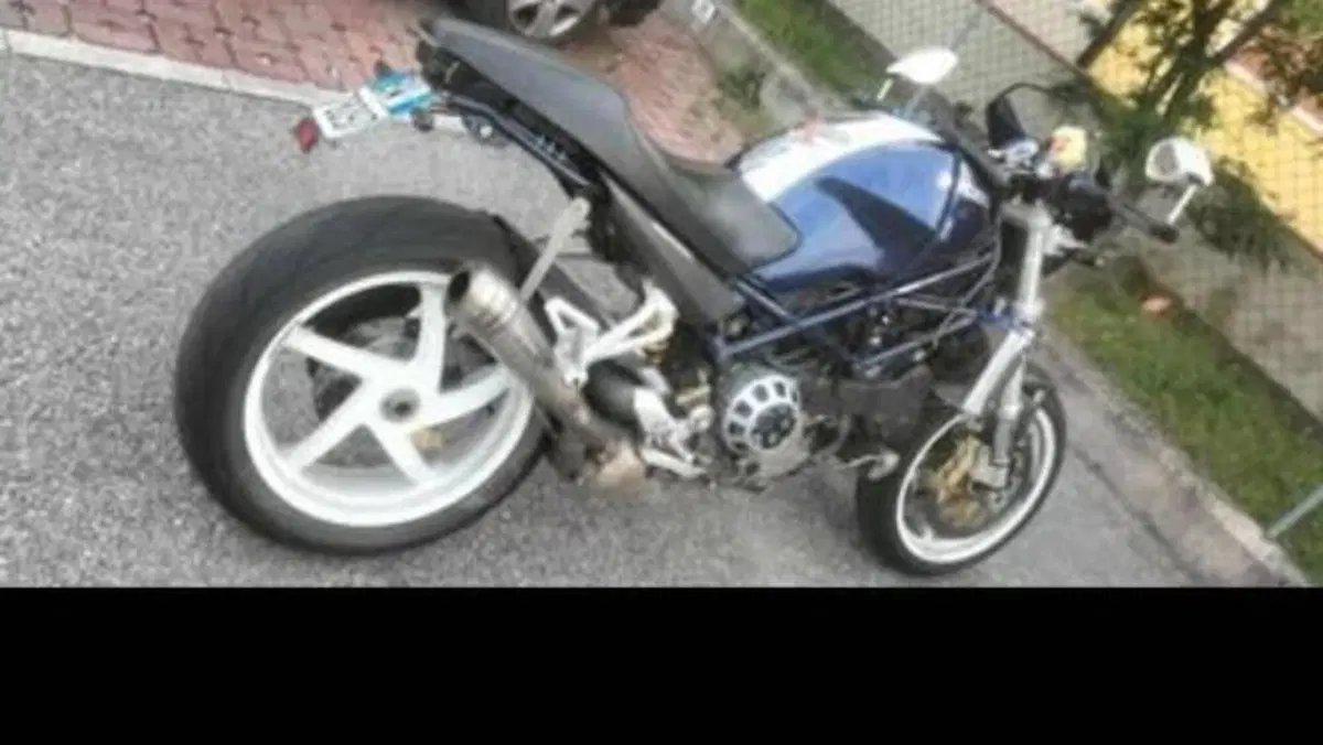 Ducati Monster S4R (2003 - 05)  (7)