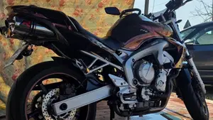 Yamaha FZ6 (2004 - 07)  (2)