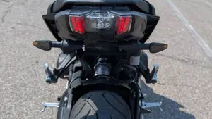 Yamaha MT-09 (2017 - 20)  (8)
