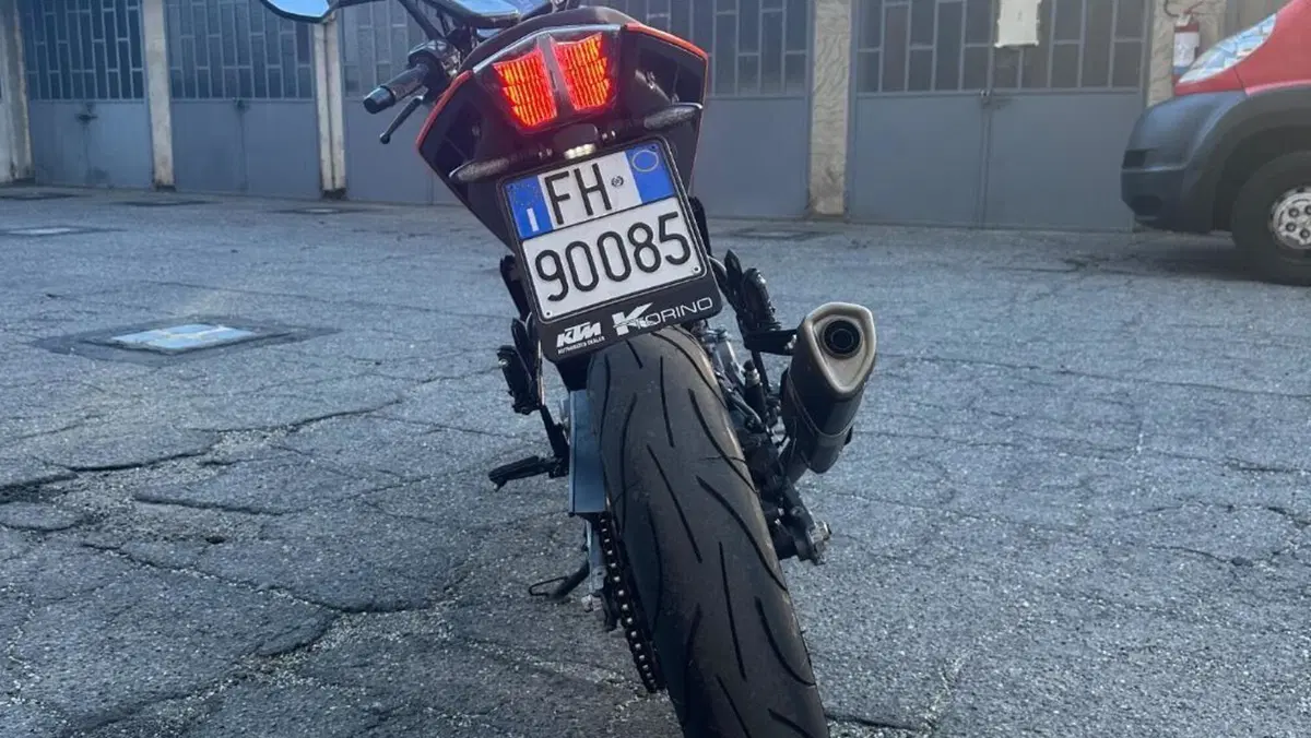 KTM 390 Duke (2021 - 23)  (3)