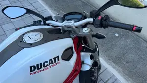 Ducati Monster 796 (2010 - 13)  (5)