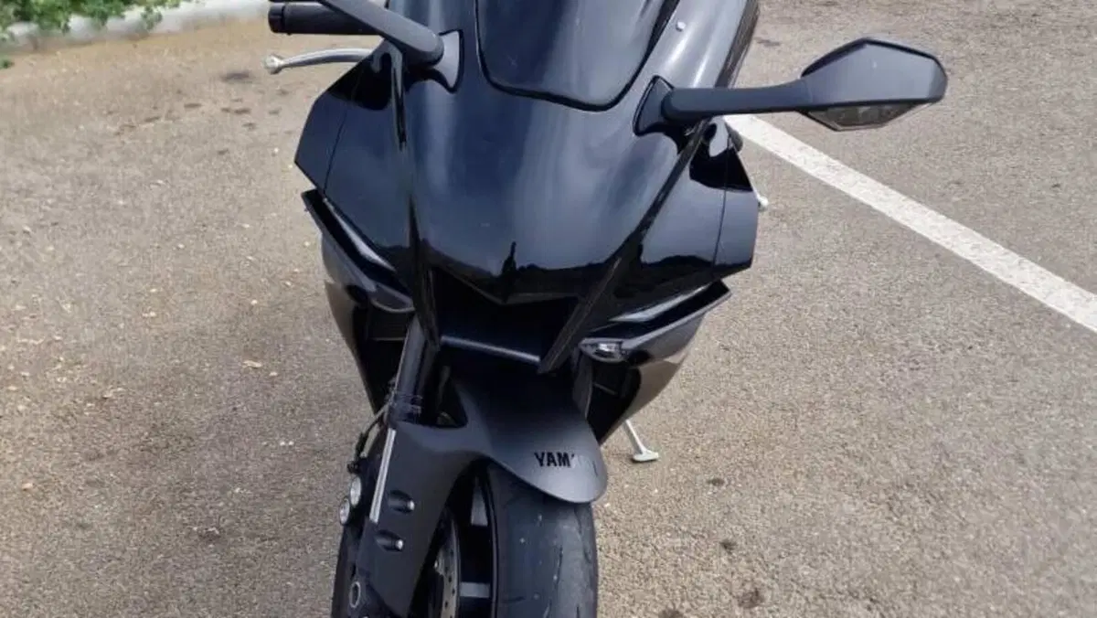 Yamaha YZF R1 (2020 - 25) 