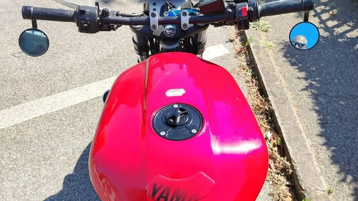 Yamaha FZS 600 Fazer (1998 - 01)  (5)