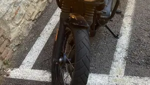 Triumph Street Scrambler 900 (2017 - 18)  (4)
