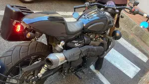 Triumph Street Scrambler 900 (2017 - 18) 