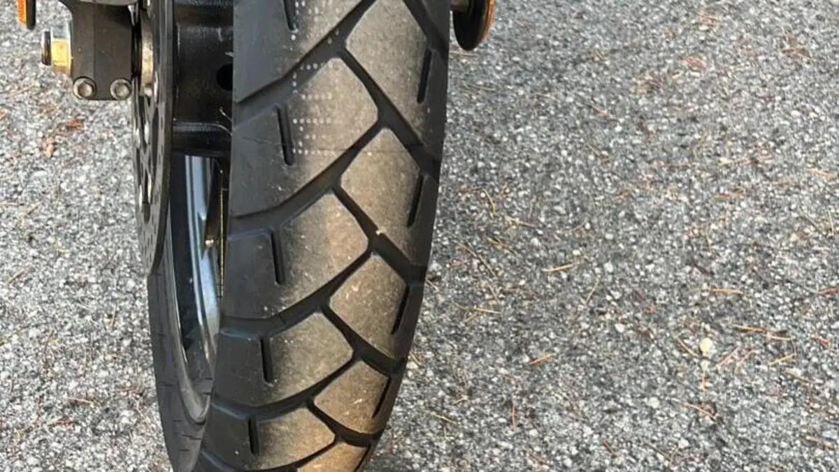 Suzuki V-Strom 1000 ABS (2014 - 17)  (2)