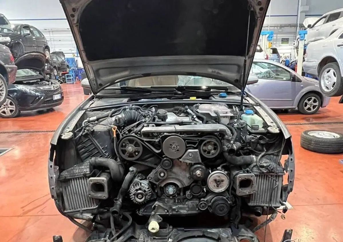 Audi A4 Avant 2.5 V6 TDI multitronic Top (8)