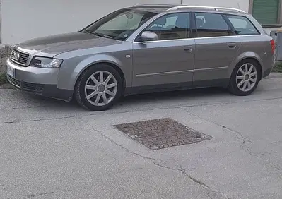 Audi A4 Avant 2.5 V6 TDI multitronic Top (11)