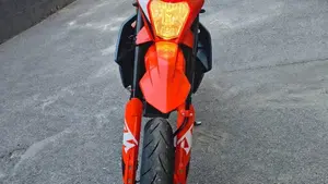 KTM 690 SMC R (2023 - 25)  (4)