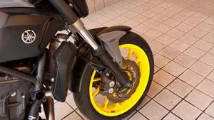 Yamaha MT-07 (2014 - 16)  (3)