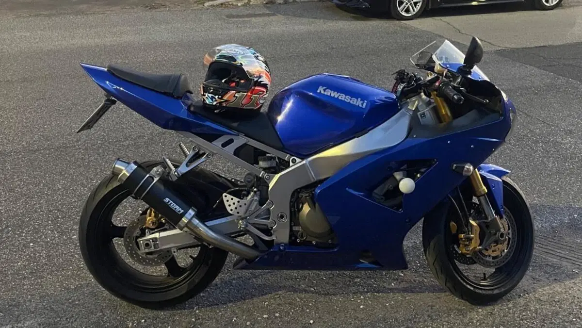 Kawasaki Ninja 636 ZX-6R (2003 - 04)  (3)
