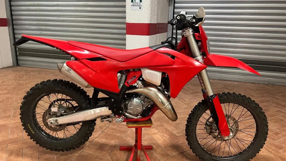 GASGAS EC 125 (2025) 