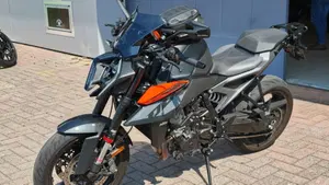 KTM 990 Duke (2024 - 26)  (8)