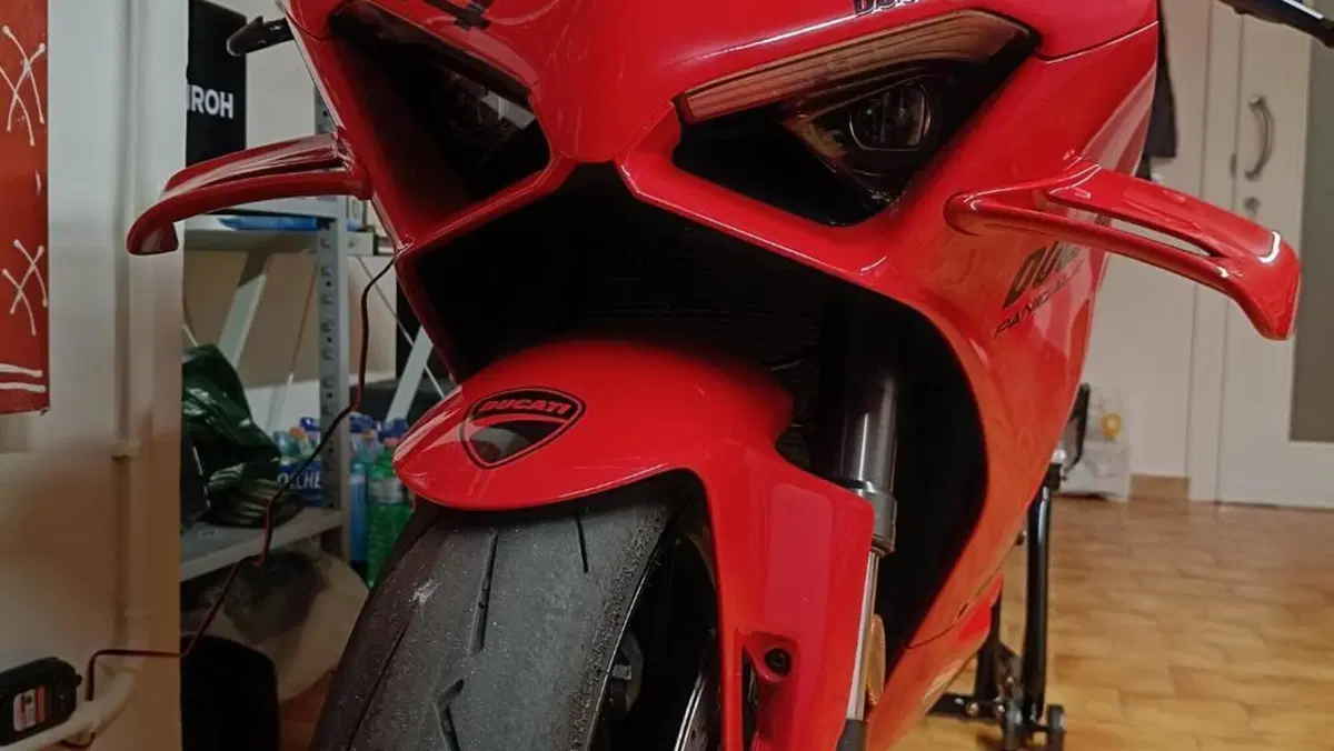Ducati Panigale V4 (2022 - 24)  (2)