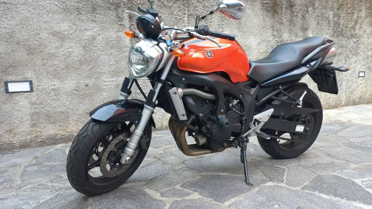 Yamaha FZ6 (2004 - 07)  (4)