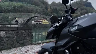 Honda CB 750 Hornet (2025) usata