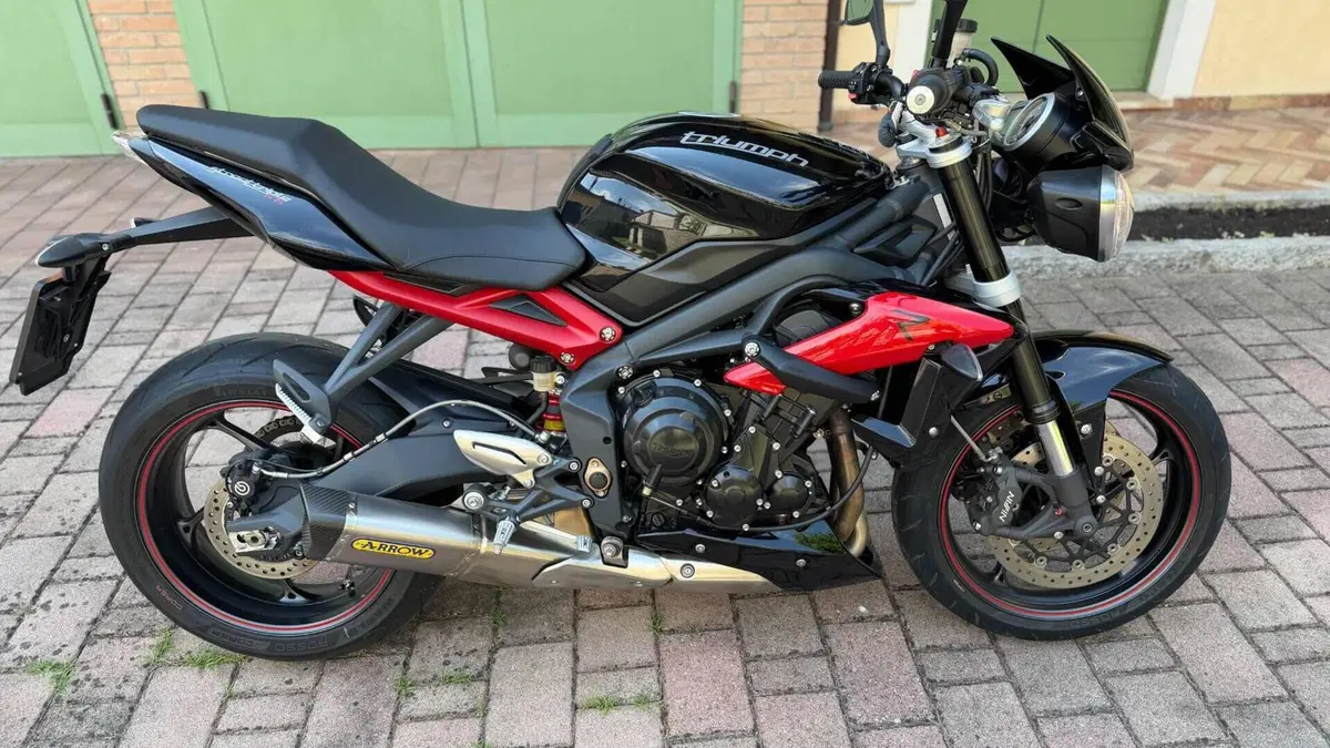 Triumph Street Triple R ABS (2013 - 17)  (5)