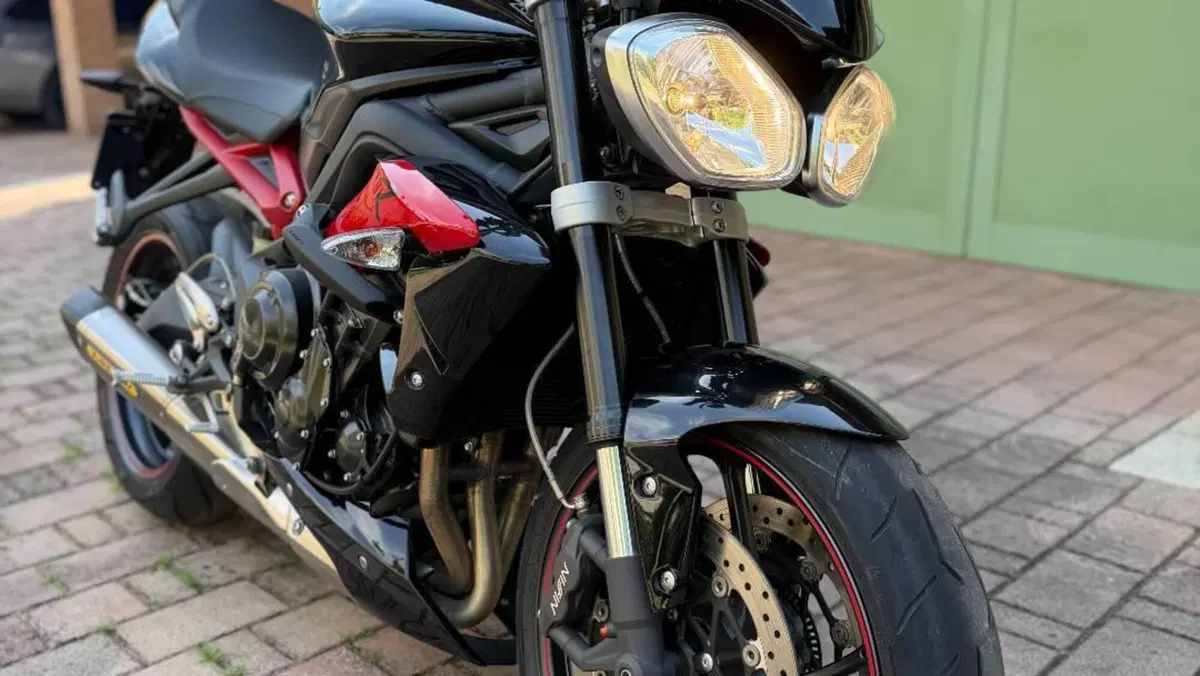Triumph Street Triple R ABS (2013 - 17)  (6)