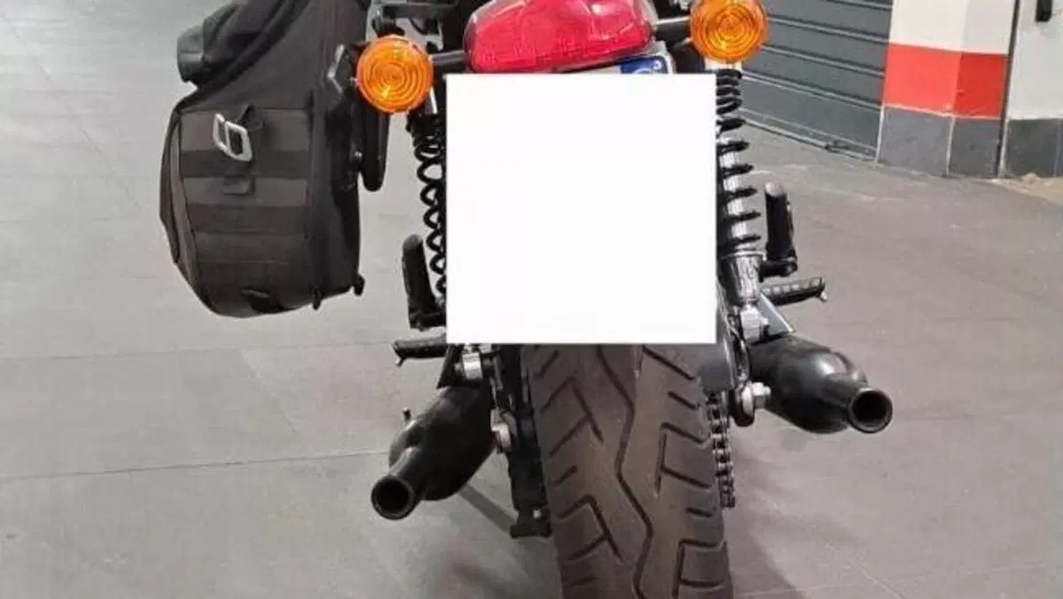 Triumph Bonneville T100 Black (2017 - 20)  (7)