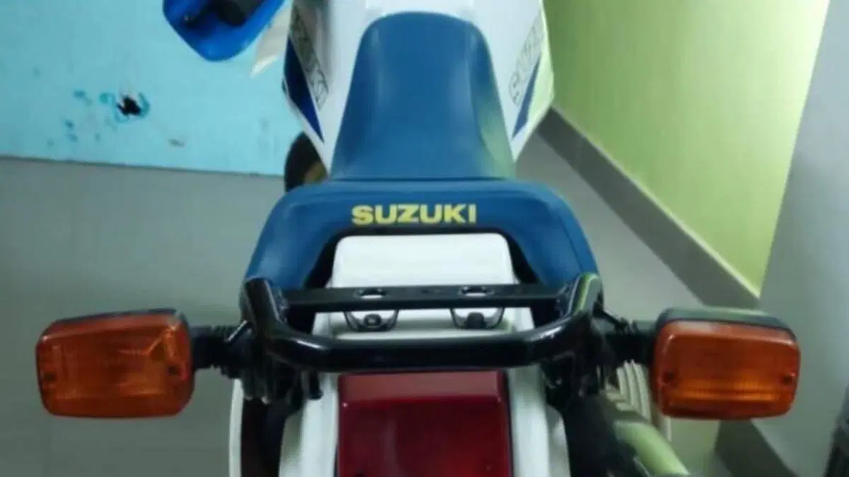 Suzuki DR 600 S (1985 - 90)  (3)