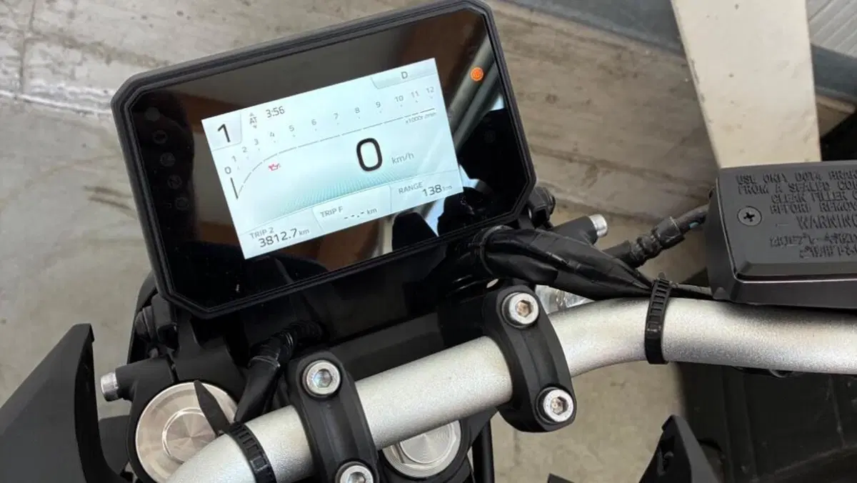 Yamaha MT-07 Y-AMT (2025 - 26)  (2)