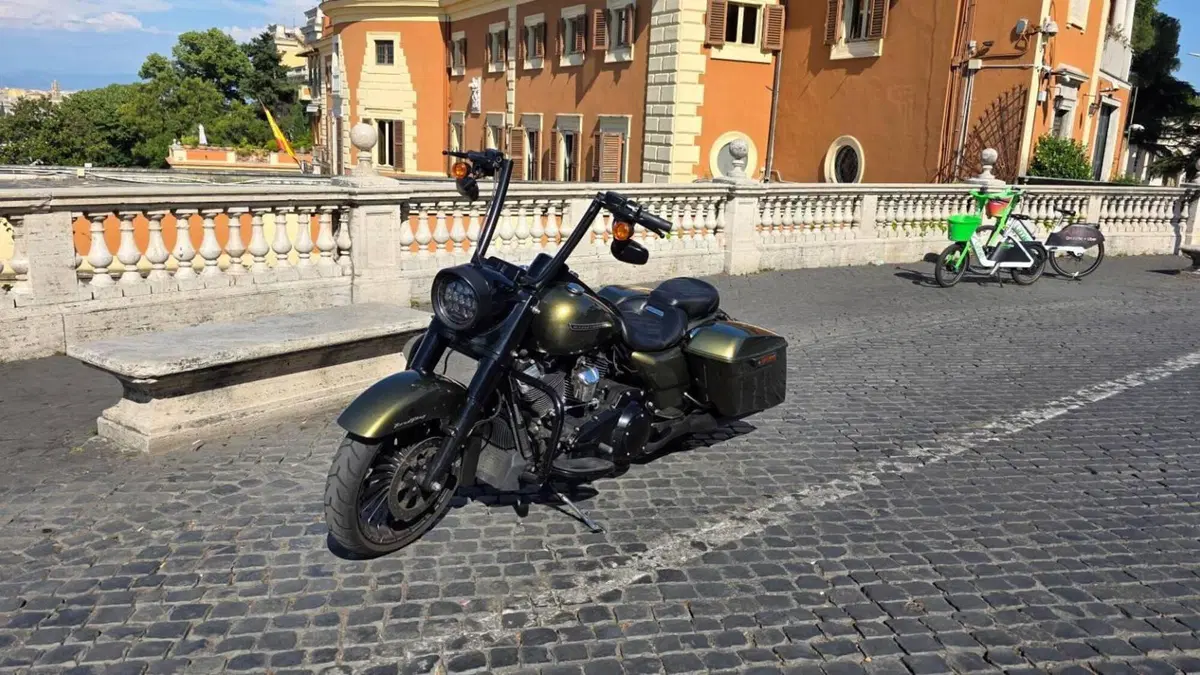 Harley-Davidson 107 Road King Special (2017 - 18) - FLHRXS  (3)
