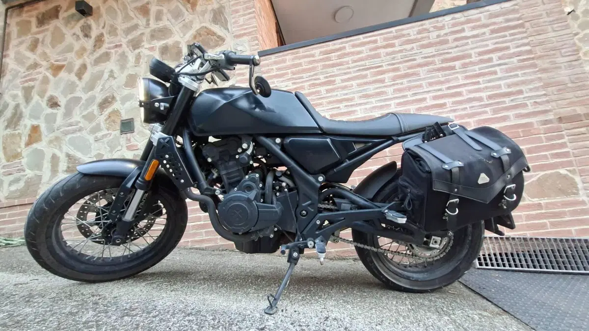 Brixton Motorcycles Crossfire 500 (2021 - 25)  (4)