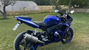 Yamaha YZF R6 (2005)  (3)