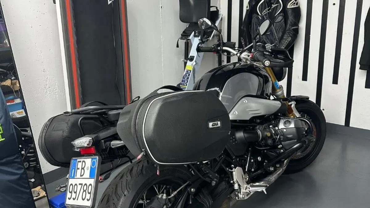 Bmw R nineT (2021 - 24)  (4)