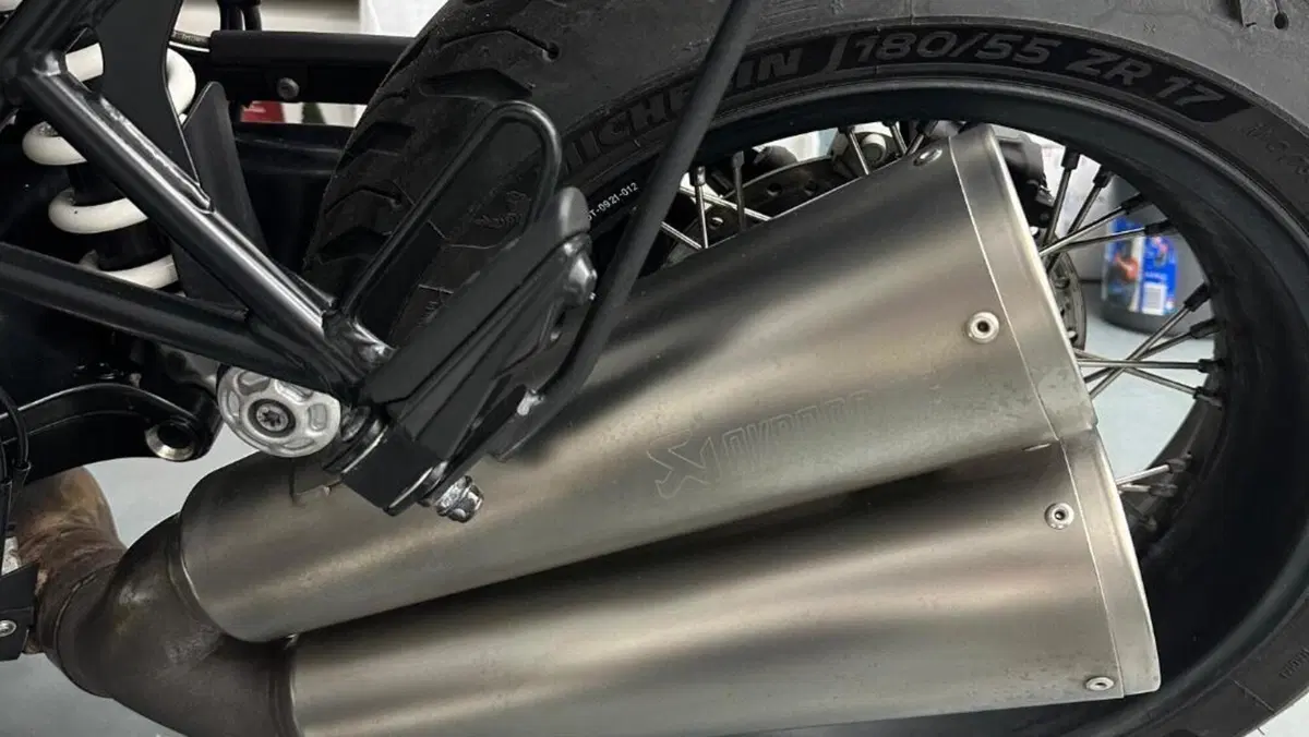 Bmw R nineT (2021 - 24)  (7)