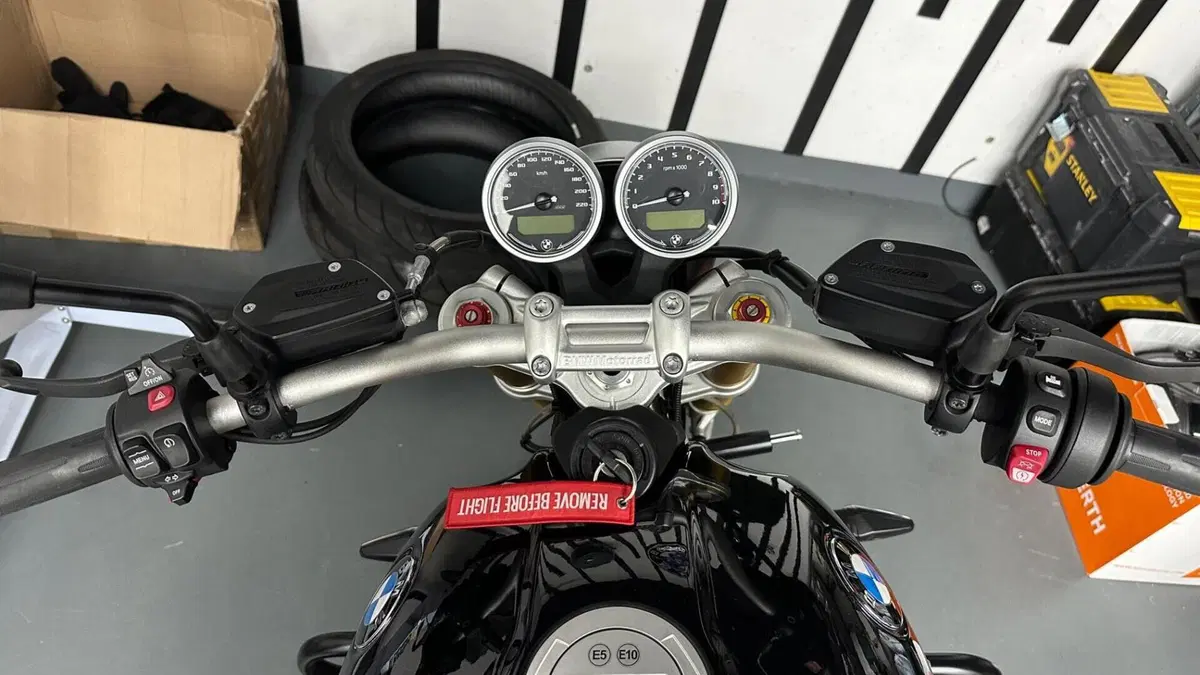 Bmw R nineT (2021 - 24)  (9)