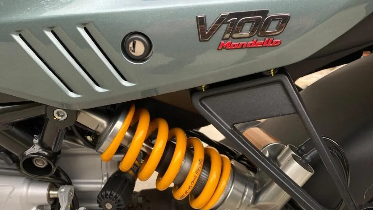 Moto Guzzi V100 Mandello S (2025 - 26)  (4)