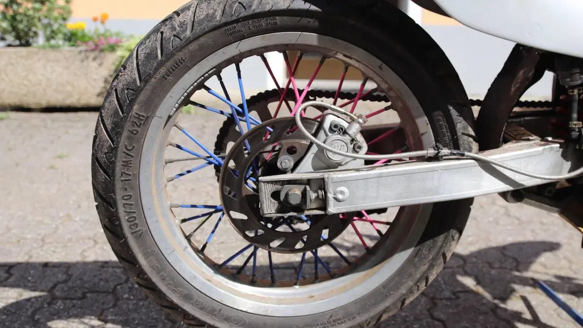 HM CRE 50 Six (1996 - 06)  (5)