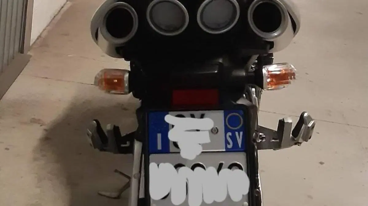 Suzuki GSR 600 (2006 - 11)  (7)