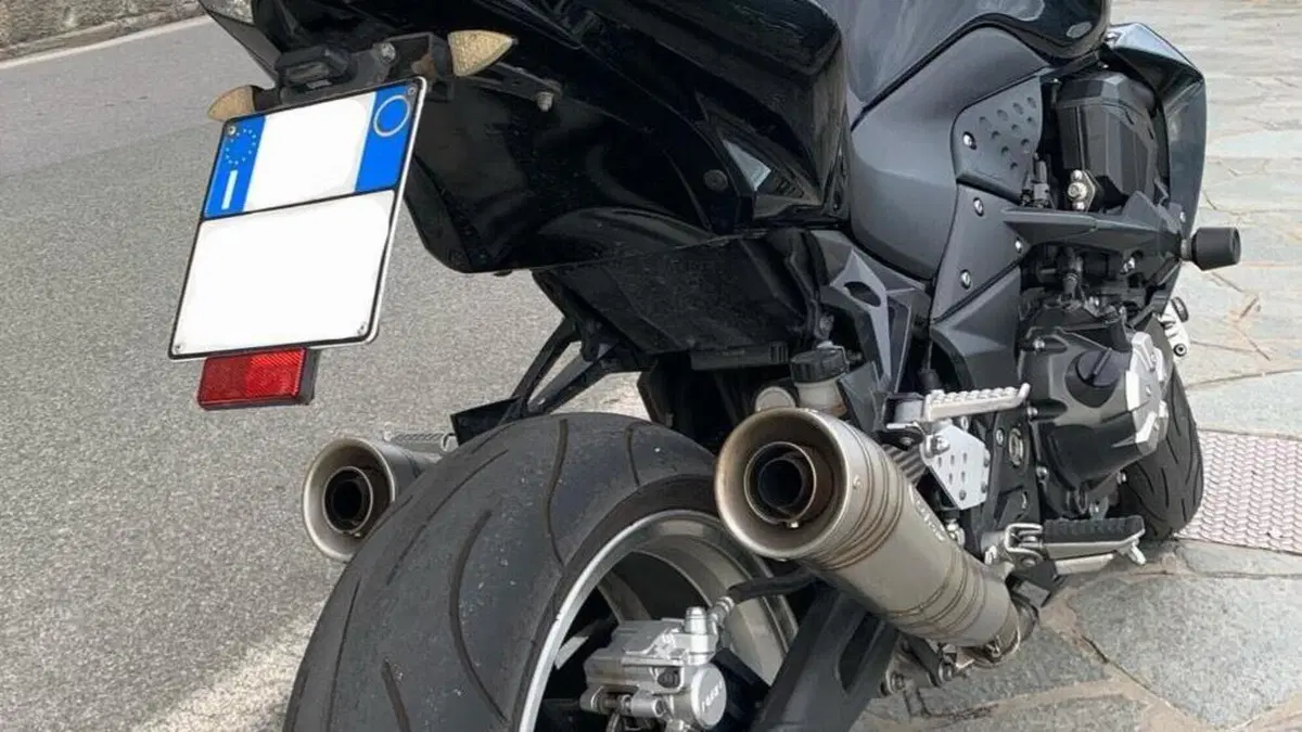 Kawasaki Z 1000 (2007 - 09)  (9)