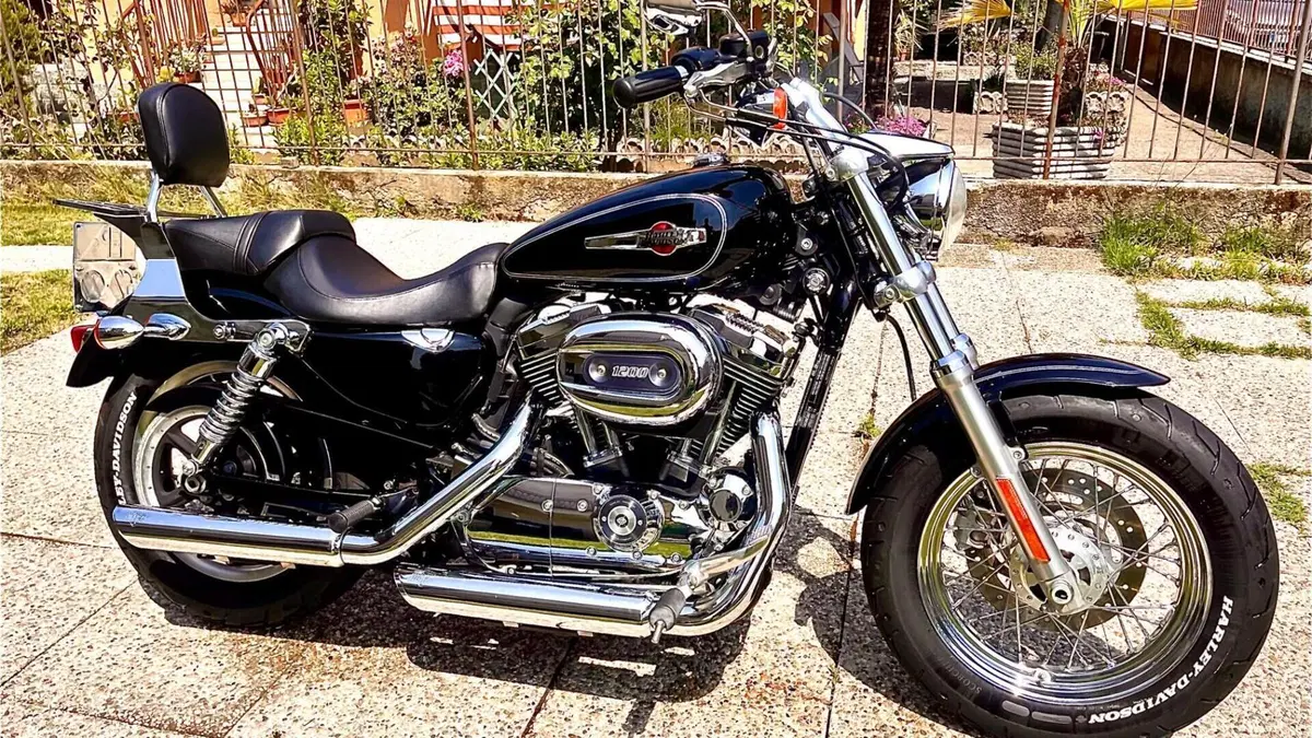 Harley-Davidson 1200 Custom (2007 - 13) - XL 1200C 