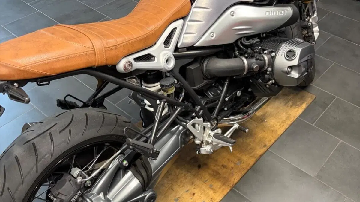 Bmw R nineT 1200 (2014 - 16)  (3)