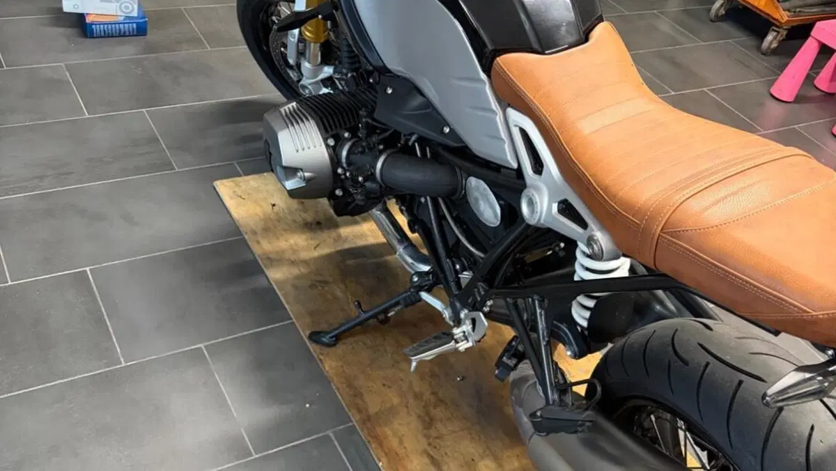 Bmw R nineT 1200 (2014 - 16)  (6)