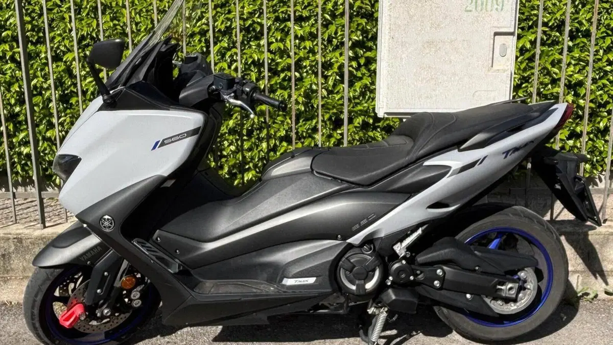 Yamaha T-Max 560 (2022 - 24) 
