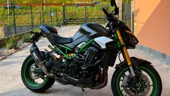 Kawasaki Z 900 SE (2025 - 26)