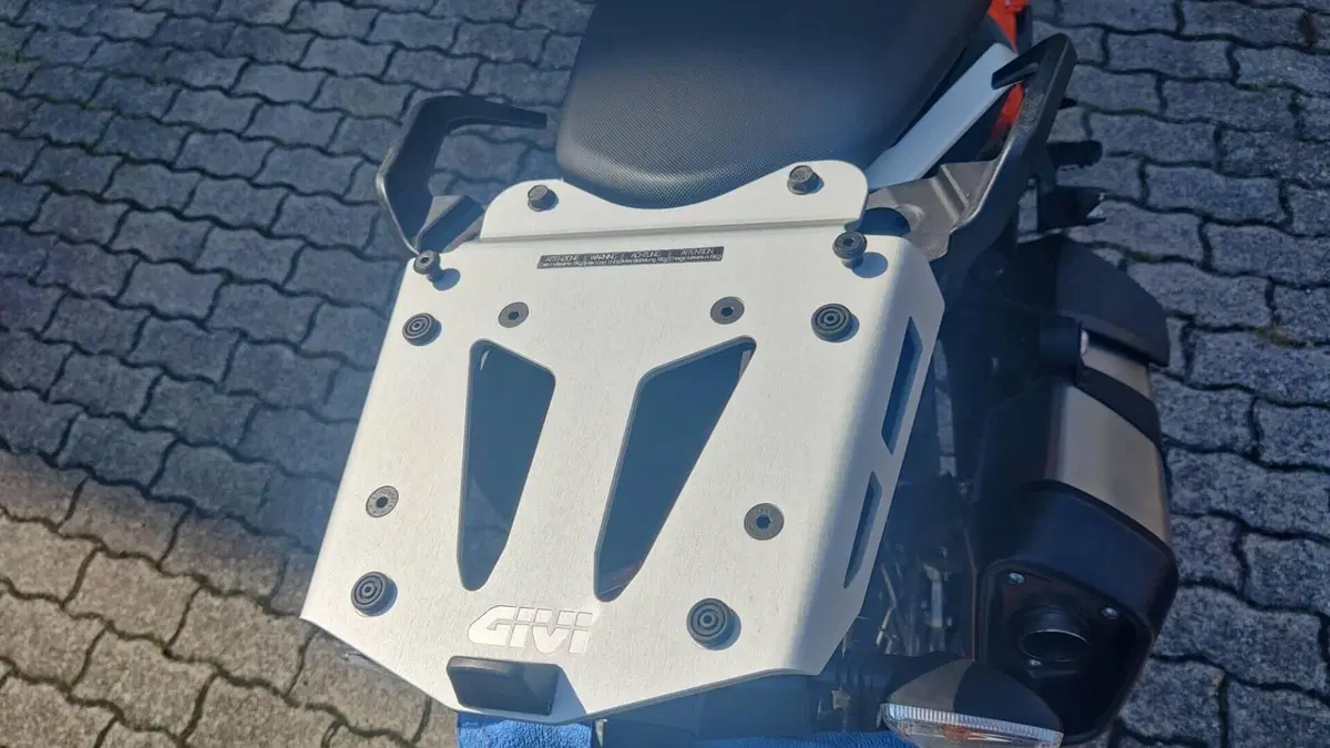KTM 1090 Adventure R (2017 - 19)  (9)